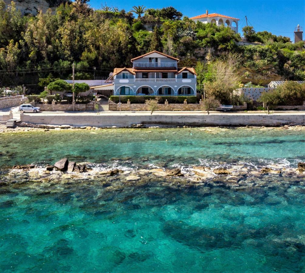 Elena'S Seafront Deluxe Studios Akrotiri  エクステリア 写真